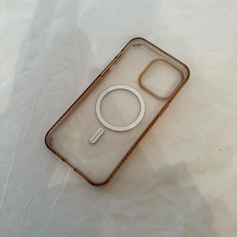 Insignia™ - Hard-Shell Case with MagSafe for iPhone 16 pro max